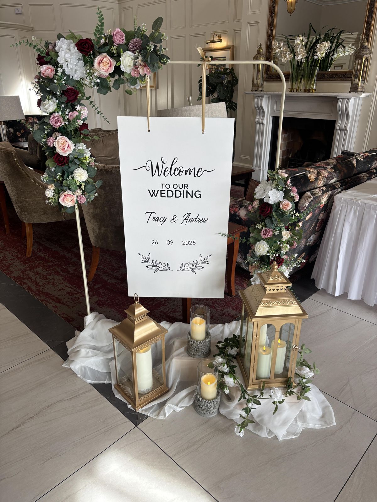 Welcome Sign with Lanterns