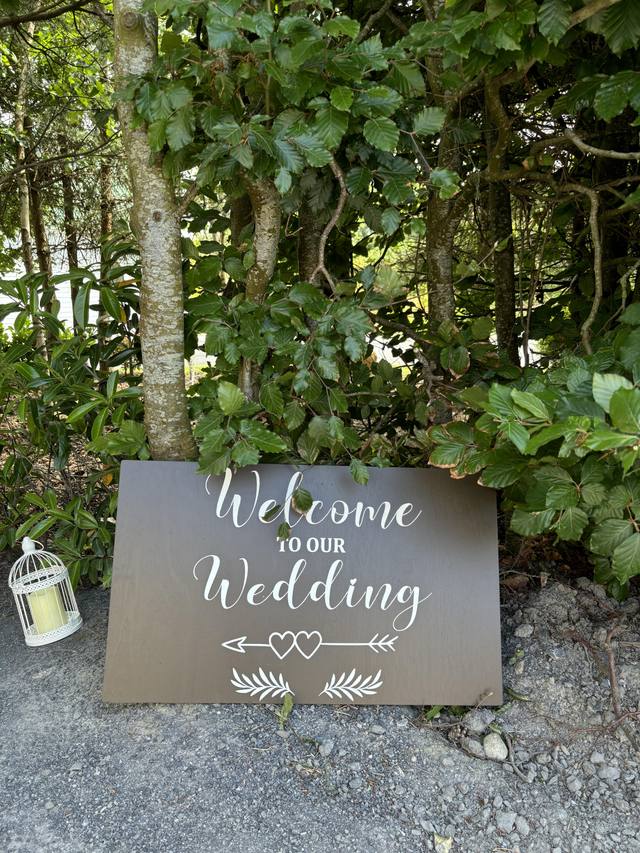 Welcome to our wedding sign elegant